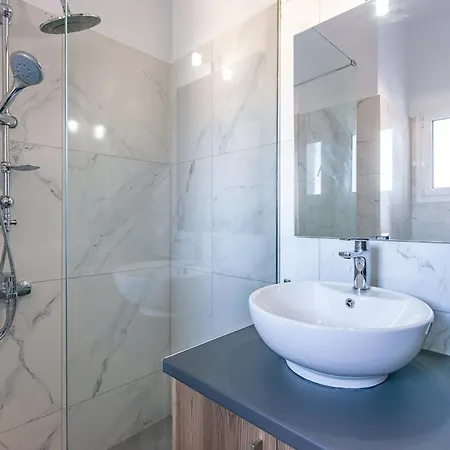 Bay B1 Apartamento *